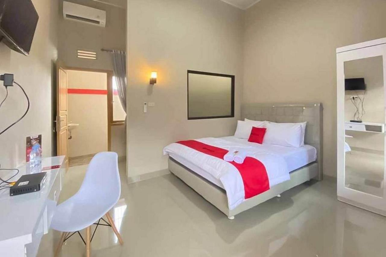 Reddoorz Syariah Near Hajimena Lampung Hotel Bandar Lampung Exterior photo